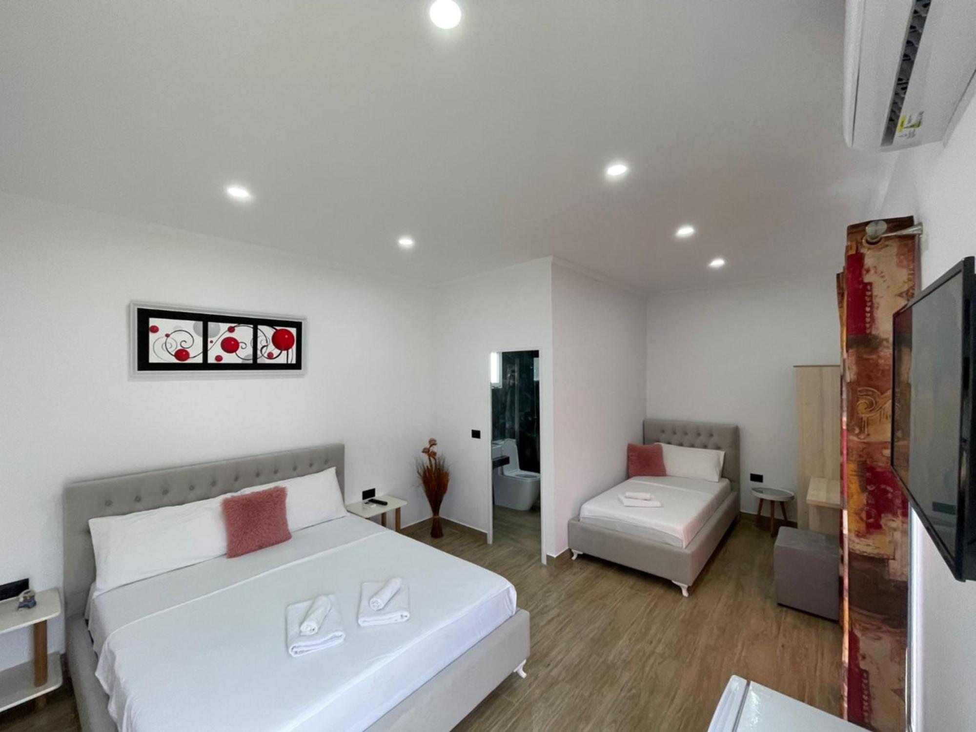 Vila Ari Borsh Ngoại thất bức ảnh